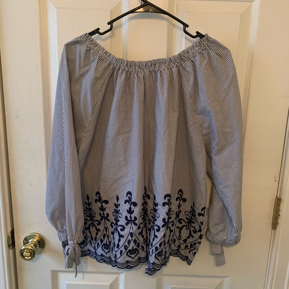 •👚 Time And Tru Top 👚•